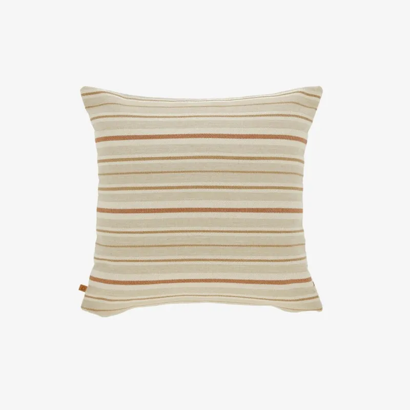 Almohadón Sydelle 45 x 45 cm de rayas - beige en Beige - Textiles, Uruguay | Kavehome