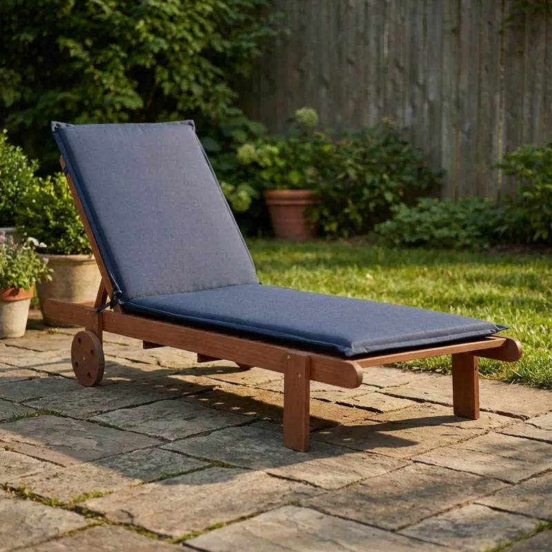 Almohadón Exterior Poliester Azul Soleil en Azul - Muebles para el exterior, Uruguay | Divino