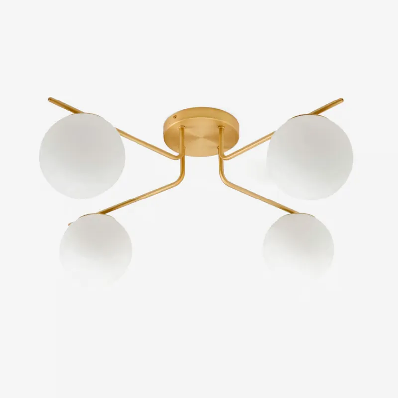 Lámpara de techo Brisia de metal con acabado latón cepillado y 4 bolas de cristal glaseado Ø15 cm en Dorado - Lámparas colgantes, Uruguay | Kavehome