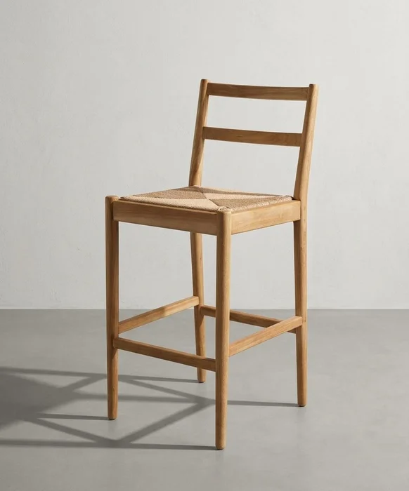 Banqueta en madera teca y fibra en Madera natural - Butacas, banquetas y puffs, Uruguay | Entrecasa