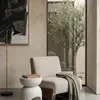 Mesita de arrime o banco blanco en Blanco - Mesas de comedor, Uruguay | Entrecasa, vista 2 de 4