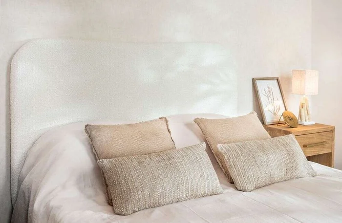 RESPALDO ORGANIC - CURVO - CORDERITO SINTETICO en Blanco - Respaldos de cama, Uruguay | La Iberica