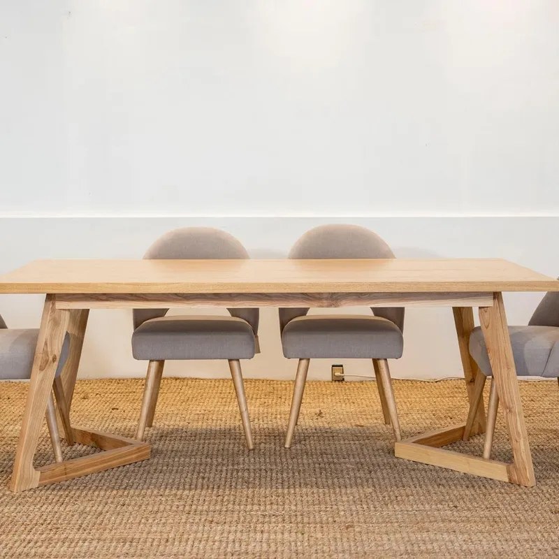 Mesa Comedor LIV en Madera natural - Mesas de comedor, Uruguay | Marvic
