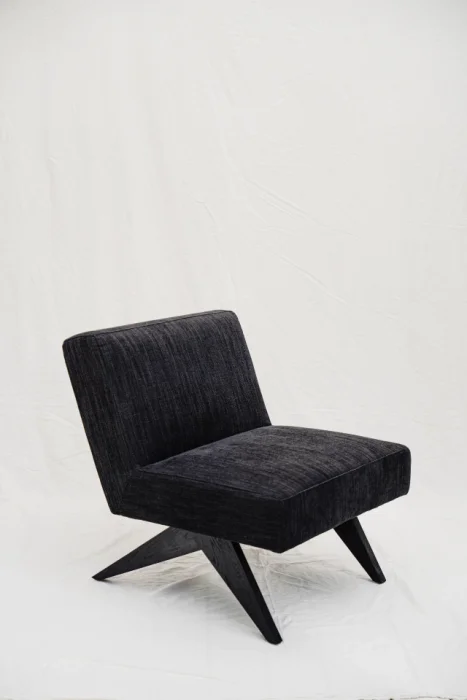BUTACA IMKA en Negro - Sillones y sofás, Uruguay | Sentido Jose Ignacio
