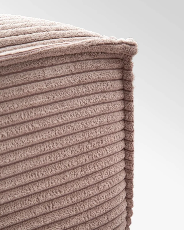 Reposapiés Blok 90 x 70 cm - pana rosa en Rosa - Butacas, banquetas y puffs, Uruguay | Kavehome, vista 5