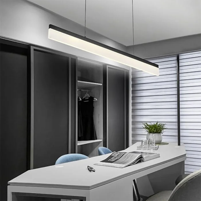 Luminaria Lineal LED Losail 120 cm en Negro - Lámparas colgantes, Uruguay | Serlux, vista 2