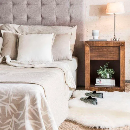 RESPALDO CAPITONEADO SIN BOTONES - TERCIOPELO en Gris - Respaldos de cama, Uruguay | La Iberica