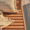 Almohadón Sweeney 100% algodón - rayas blanco y beige 45 x 45 cm en Beige, Uruguay | Kavehome, vista 3 de 4