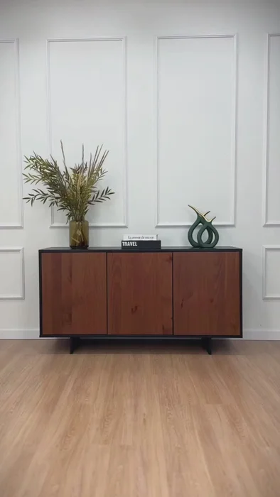 Aparador Buffet Arven 135cm - Madera Maciza en Marrón - Aparadores y recibidores, Uruguay | Balton