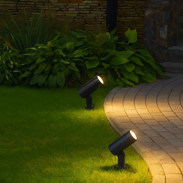 Luminaria de Piso Exterior Estocolmo 15W en Negro - Lámparas de pie, Uruguay | Serlux, vista 4