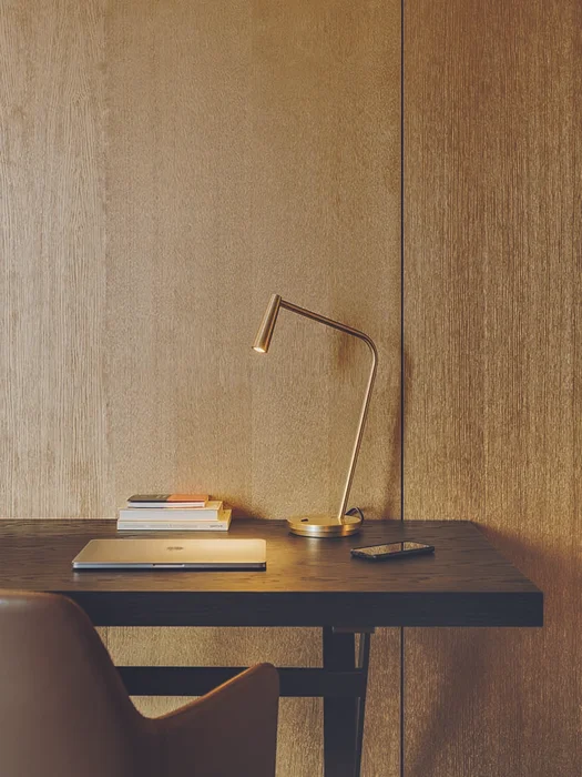 Gamma en Dorado - Lámparas de mesa, Uruguay | Darko Lighting, vista 2