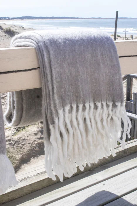 THROW BLEND LANA Y MOHAIR TOPO en Marrón - Textiles, Uruguay | Sentido Jose Ignacio