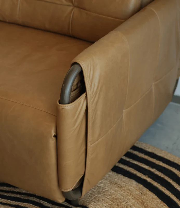 SOFA CAMA CASULO LA PAZ CAMEL en Marrón - Sillones y sofás, Uruguay | Más Infinito Casa, vista 3