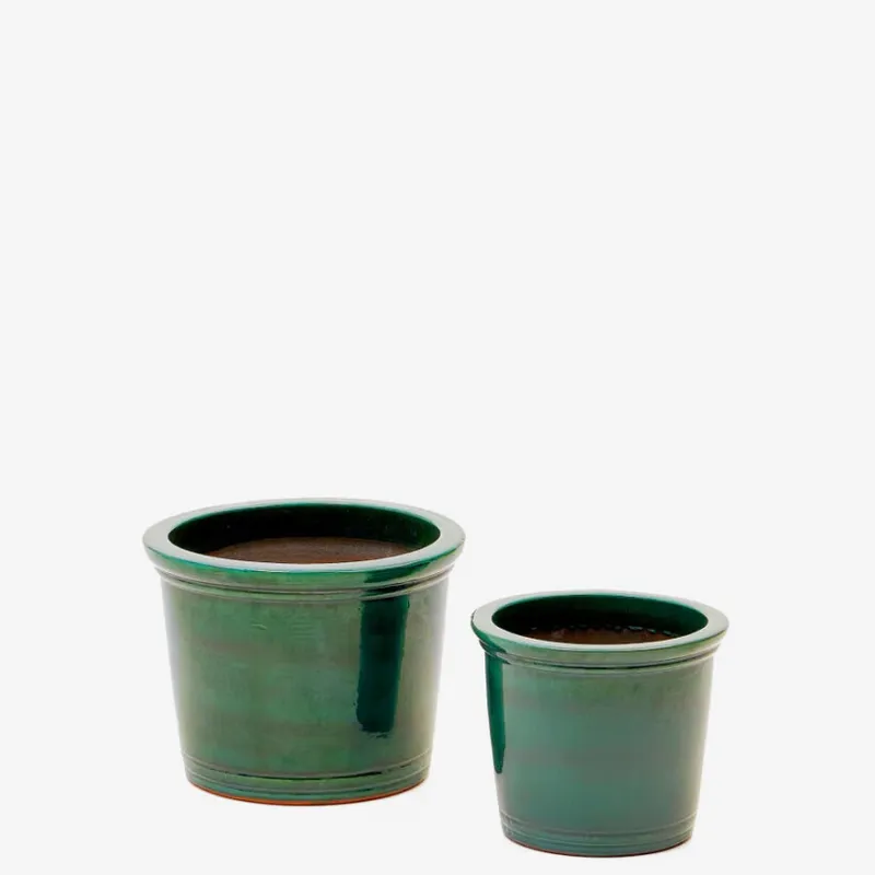 Set Presili de 2 maceteros de cerámica con acabado verde glaseado Ø 37 / 47 cm en Verde - Muebles para el exterior, Uruguay | Kavehome