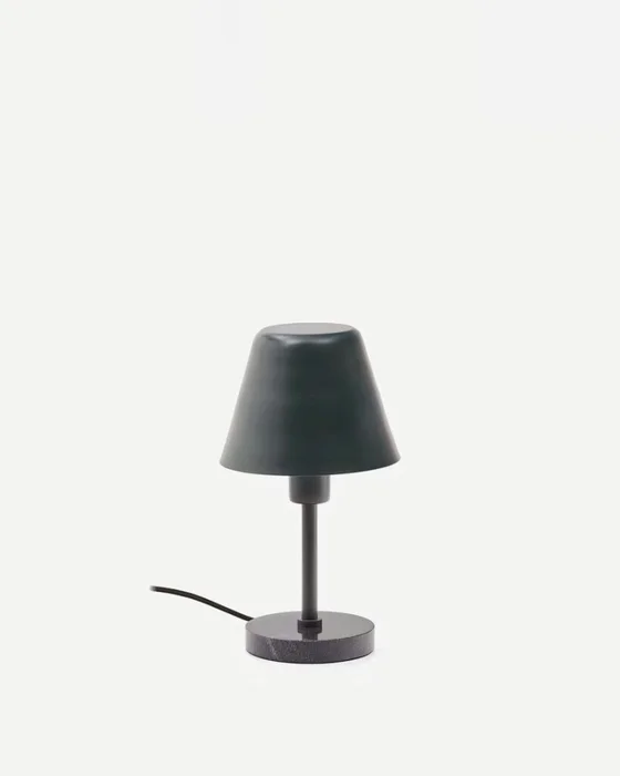 Lámpara de mesa Calina de metal verde y mármol negro en Verde - Lámparas de mesa, Uruguay | Kavehome