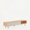 Mueble TV Anielle 2 puertas de madera maciza y chapa de fresno 180 x 41 cm en Beige, Natural - Muebles para TV, Uruguay | Kavehome, vista 1 de 8