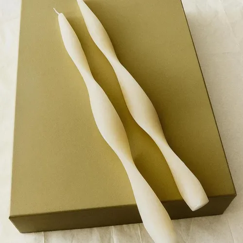 PACK VELAS DECORATIVAS TORSIONADAS (PACK DE 2) en Beige - Velas y Portavelas, Uruguay | Zara Home