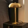 Luminaria de Mesa Scott Dorada en Amarillo - Lámparas de mesa, Uruguay | Unilux, vista 2 de 7