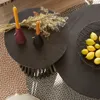 Mesa auxiliar Jeanette madera maciza de mindi negro Ø 50 cm en Negro - Mesas de arrimo, Uruguay | Kavehome, vista 4 de 7