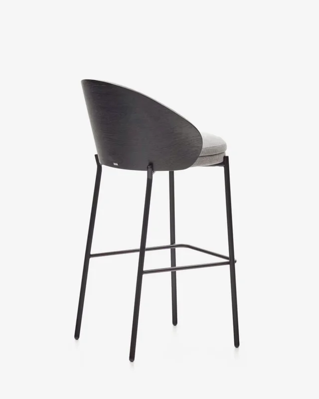 Taburete Eamy - gris claro chapado en fresno con acabado natural y metal negro altura 77 cm en Negro - Butacas, banquetas y puffs, Uruguay | Kavehome, vista 6