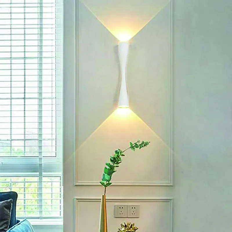 Luminaria Aplique de pared Grande Blanco en Blanco - Iluminación, Uruguay | Decotech