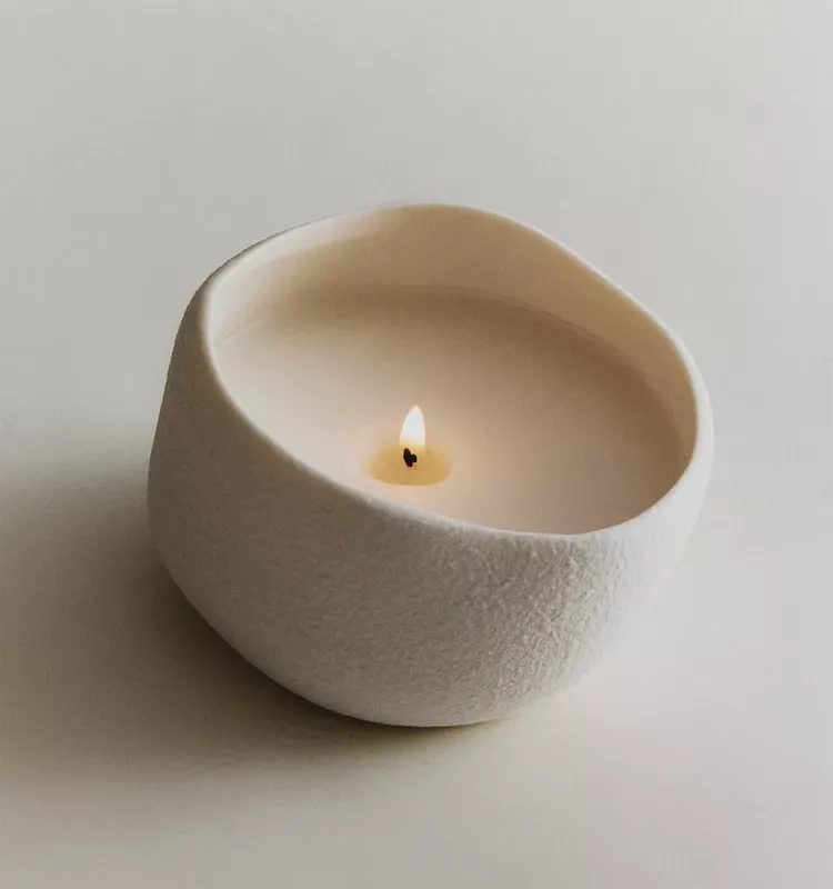 VELA DECORATIVA TEXTURA - Velas y Portavelas, Uruguay | Zara Home