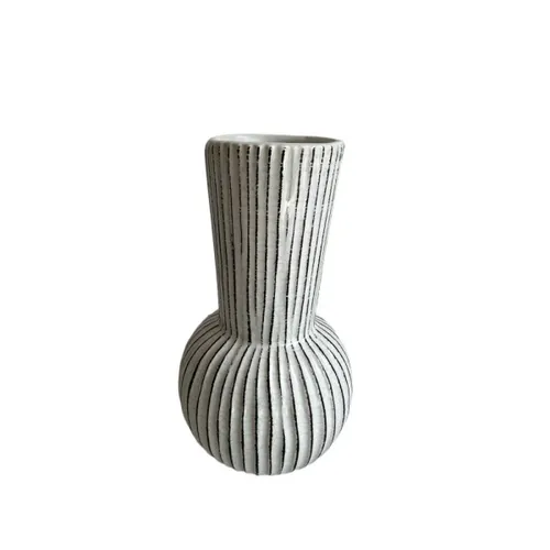 FLORERO LINES 14X14X28CM BLANCO en Blanco - Jarrones, Uruguay | Decohogar