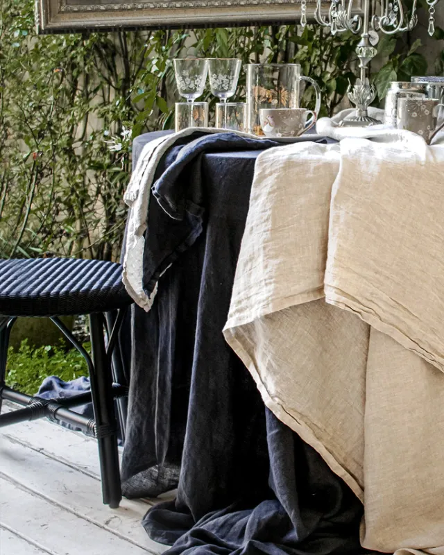 MANTEL LINO NEGRO en Negro - Textiles, Uruguay | Sentido Jose Ignacio