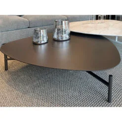 MESA en Gris - Mesas de living, Uruguay | Vivai, vista 2