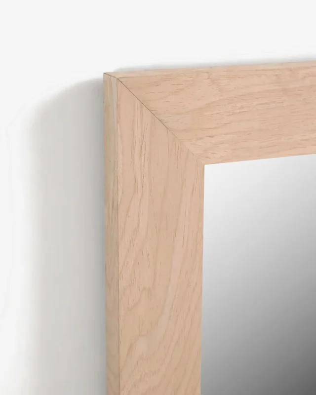 Espejo Wilany 52,5 x 152,5 cm con acabado natural en Madera natural - Espejos, Uruguay | Kavehome, vista 3