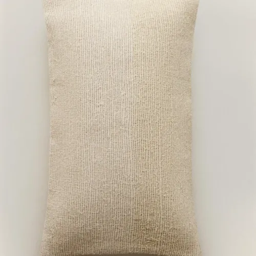 FUNDA COJÍN TRENZADO en Beige - Textiles, Uruguay | Zara Home