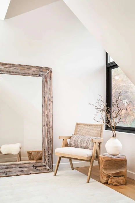 BUTACA MODERNA CON ESTERILLA en Madera natural - Butacas, banquetas y puffs, Uruguay | La Iberica, vista 8
