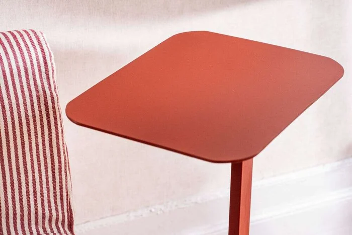 MESA AUXILIAR HIERRO - ROJO en Rojo - Mesas de living, Uruguay | La Iberica, vista 4