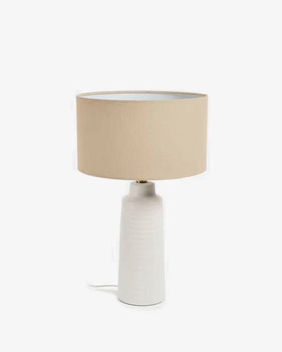 Lámpara de mesa Mijal de cerámica con acabado blanco en Blanco - Lámparas de mesa, Uruguay | Kavehome