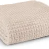 Manta HAGTORN fleece 140x200 beige en Beige - Textiles, Uruguay | JYSK, vista 1 de 3