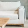 Sofá con zócalo tapizado Alice en Blanco - Sillones y sofás, Uruguay | Pieza Clave, vista 2 de 2