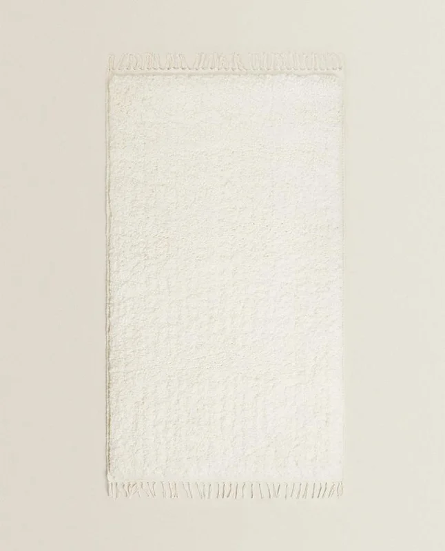 ALFOMBRA RECTANGULAR ALGODÓN TEXTURA en Blanco - Alfombras, Uruguay | Zara Home, vista 3