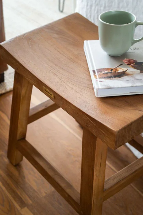 BANQUITO CHARLES TEKA - SIKA DESIGN en Madera natural - Butacas, banquetas y puffs, Uruguay | La Iberica, vista 2