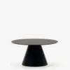 Mesa de centro Wilshire de cristal templado y metal con acabado pintado negro mate Ø 80 cm en Negro - Mesas de living, Uruguay | Kavehome, vista 1 de 5