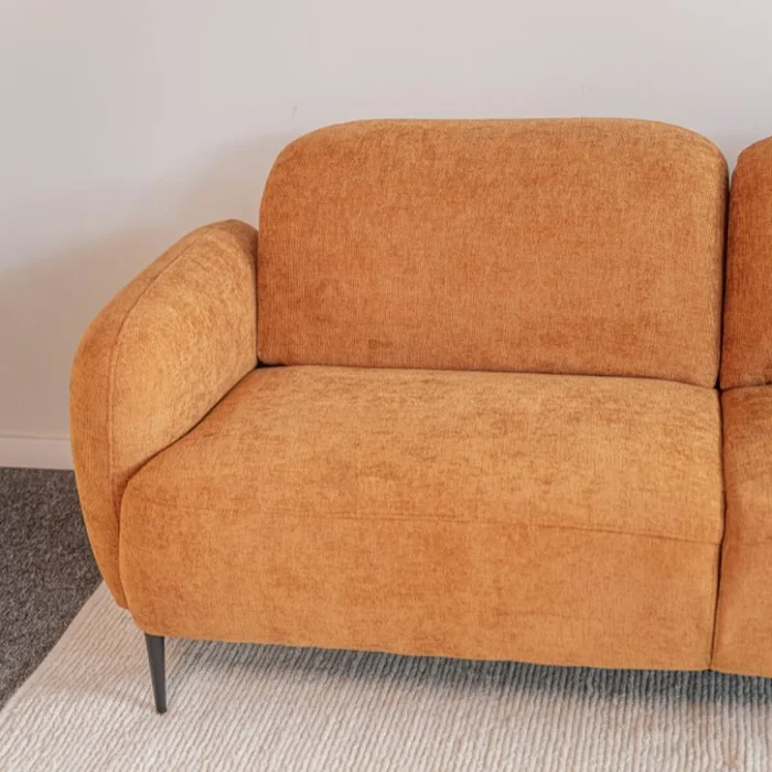 Sofá Giovanni - 2 cuerpos / Terracota en Naranja - Sillones y sofás, Uruguay | Fábrica Italiana, vista 2