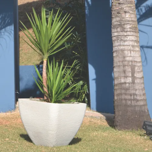 Maceta Innova Chica en por estar expuestas - Macetas, Uruguay | Alta Gracia Deco