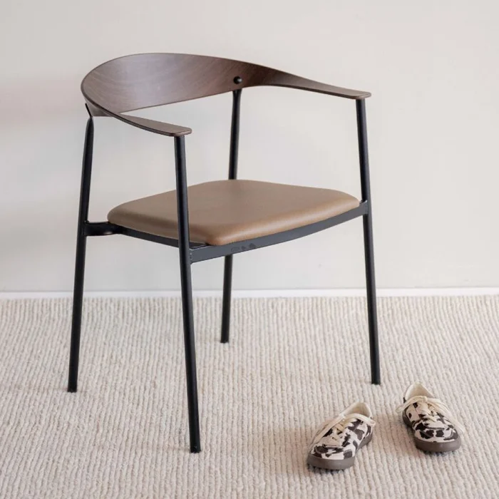 Silla Libidine / Marrón en Marrón - Sillas, Uruguay | Fábrica Italiana