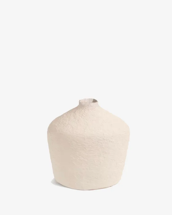Jarrón Candida de algodón maché beige - 20 cm en Beige - Jarrones, Uruguay | Kavehome