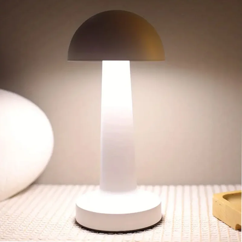 Lámpara de Mesa Samoa Portátil Recargable White en Amarillo - Lámparas de mesa, Uruguay | Serlux, vista 4