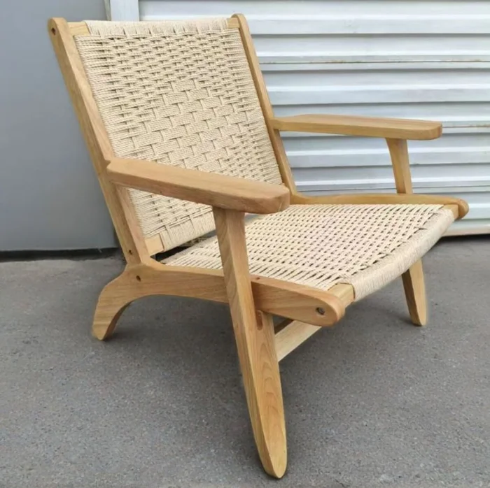 Promo 2 Butacas nórdicas estilo Hans Wegner en Beige - Butacas, banquetas y puffs, Uruguay | La Cueva Muebles, vista 4