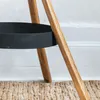 PERCHERO DE PIE ROBLE CLARO Y HIERRO en Madera natural - Percheros y colgadores, Uruguay | La Iberica, vista 8 de 9