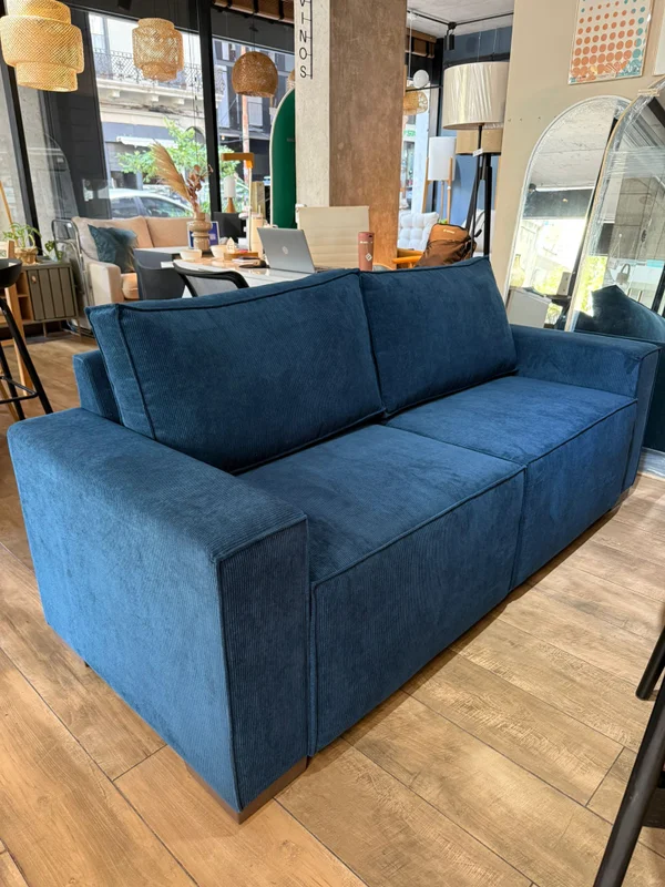 Sofa Moscú 3 Cuerpos 200cm – Azul Easy Clean en Azul - Sillones y sofás, Uruguay | Berna home, vista 3