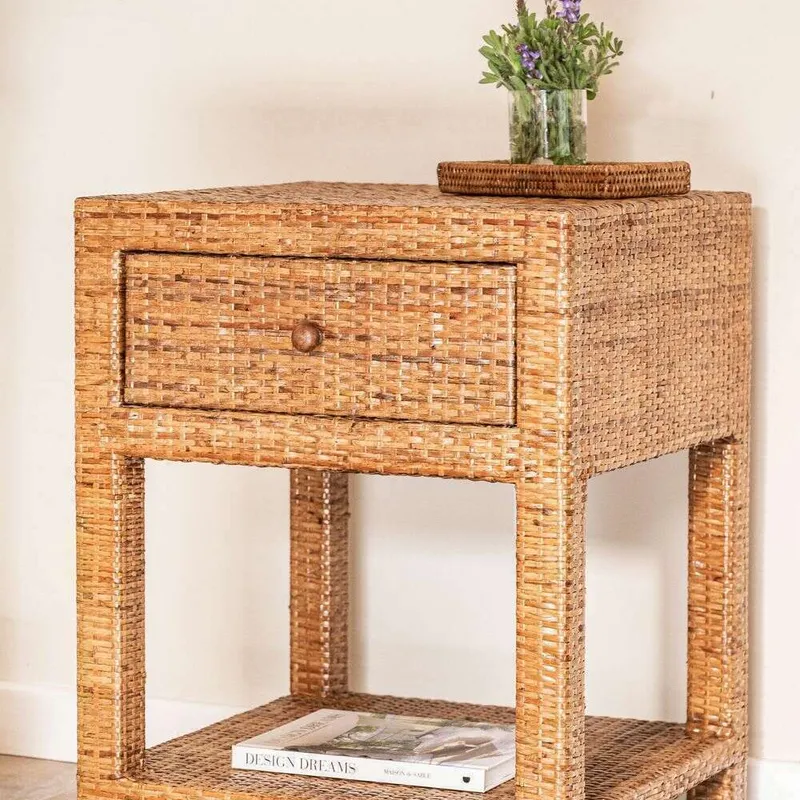 MESA DE LUZ RATTAN en Marrón - Mesas de luz, Uruguay | La Iberica