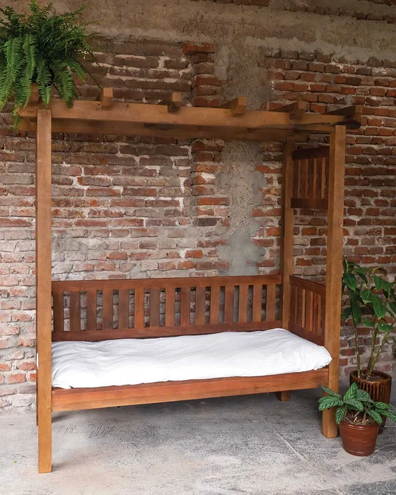 PERGOLA CON ASIENTO en Madera natural - Muebles para el exterior, Uruguay | Fundamento Muebles