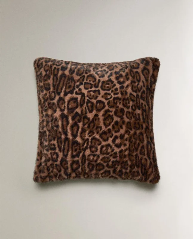 FUNDA COJÍN PELO Y ANIMAL PRINT en Multicolor - Textiles, Uruguay | Zara Home, vista 4